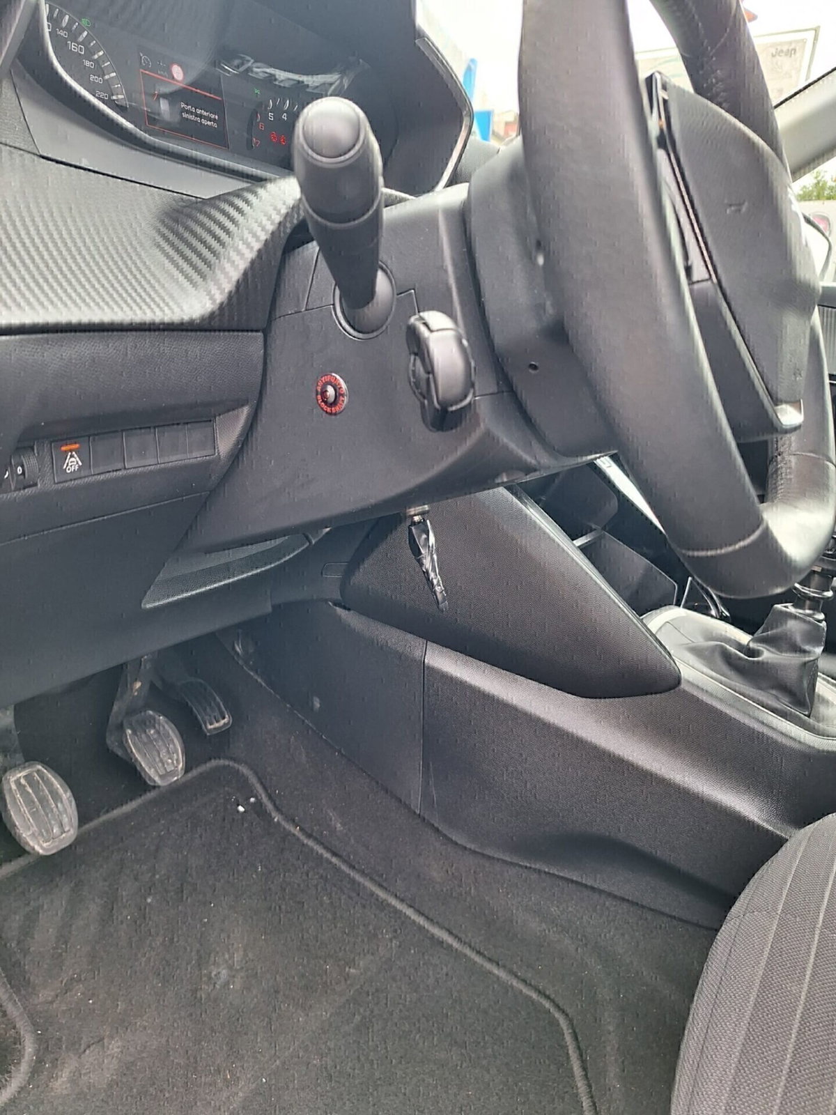 Peugeot 208 BlueHDi 100 Stop&Start 5 porte Allure (11)