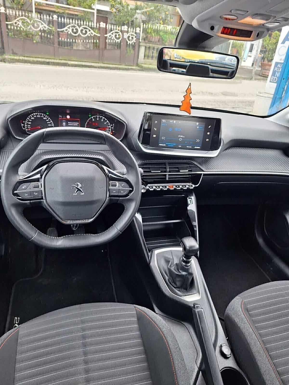 Peugeot 208 BlueHDi 100 Stop&Start 5 porte Allure (9)