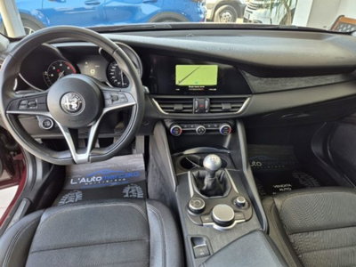 Alfa Romeo Giulia 2.2 Turbodiesel 150 CV Executive (11)