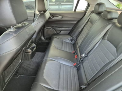 Alfa Romeo Giulia 2.2 Turbodiesel 150 CV Executive (9)