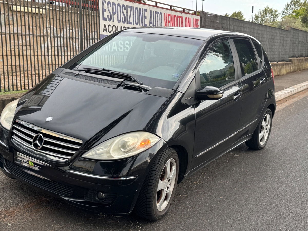 Mercedes-Benz Classe A 160 CDI Elegance (2)