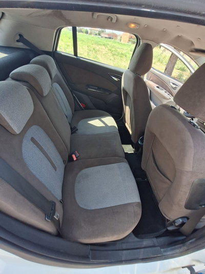Fiat Bravo 1.6 MJT 105 CV Active (10)