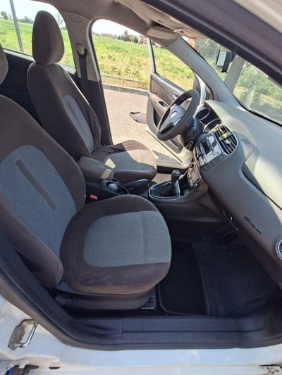 Fiat Bravo 1.6 MJT 105 CV Active (9)