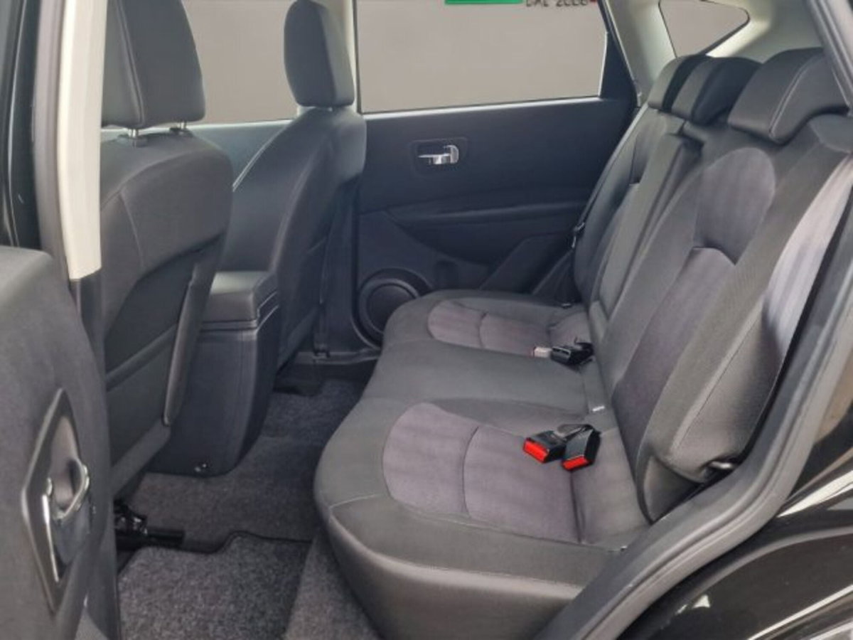 Nissan Qashqai 1.5 dCi DPF Tekna (13)