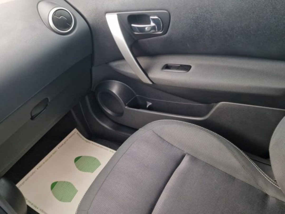 Nissan Qashqai 1.5 dCi DPF Tekna (17)