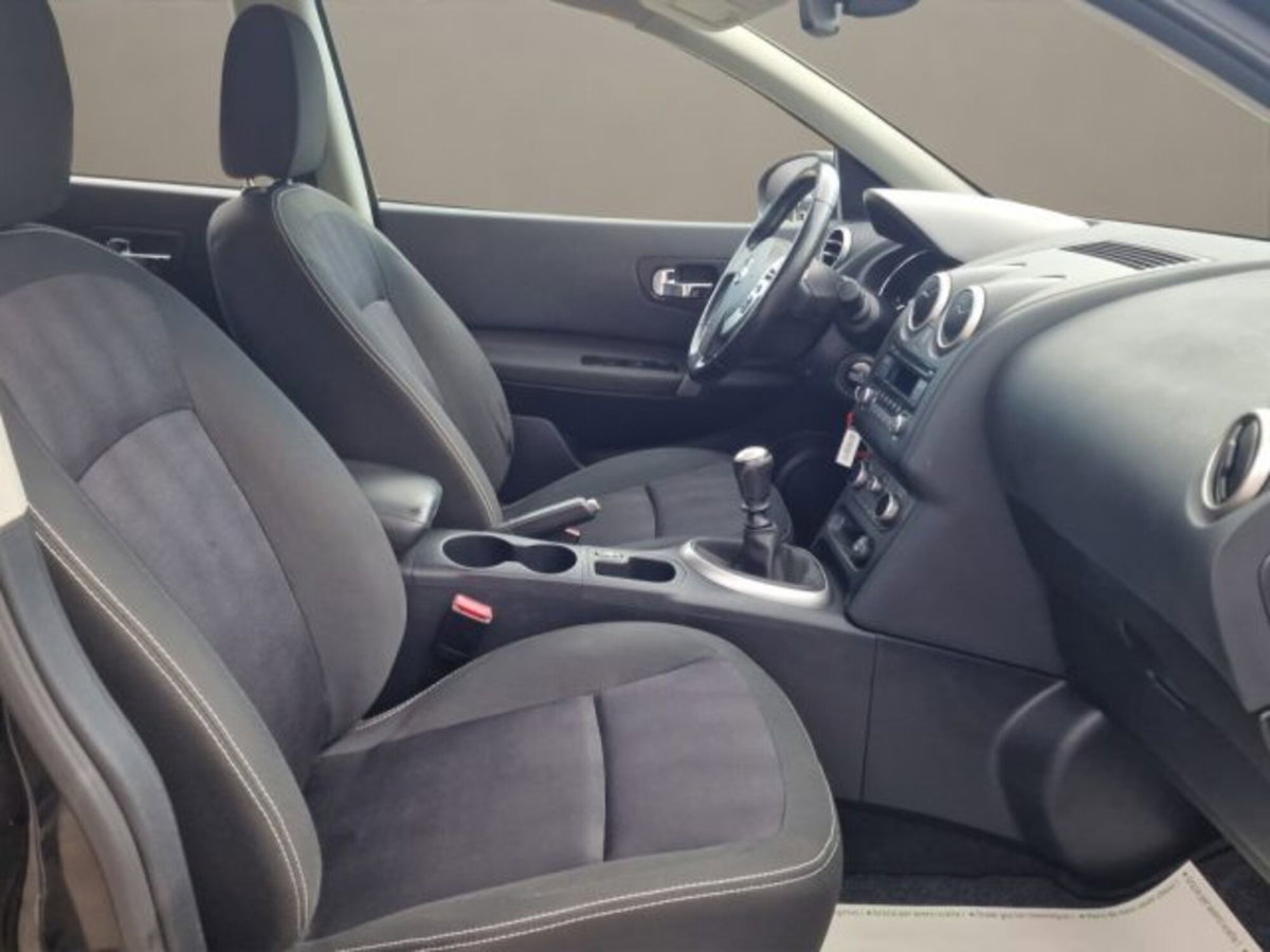 Nissan Qashqai 1.5 dCi DPF Tekna (18)