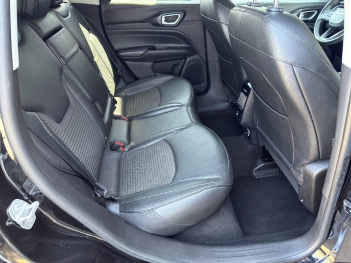 Jeep Compass 1.6 Multijet II 2WD Limited (11)