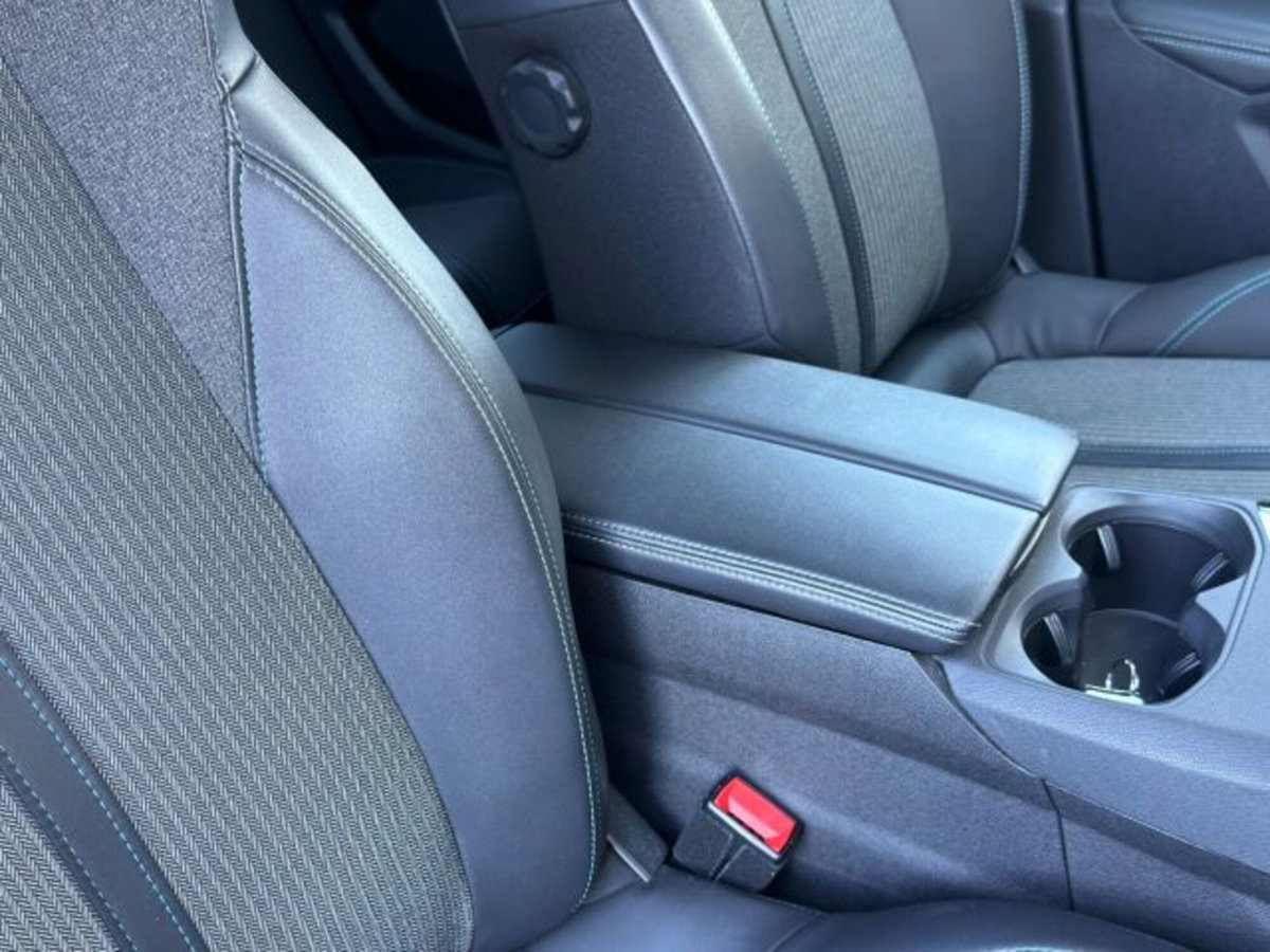 Peugeot 3008 BlueHDi 130 S&S EAT8 Allure Pack (14)