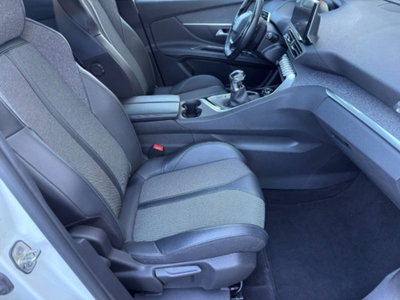 Peugeot 3008 BlueHDi 130 S&S EAT8 Allure Pack (9)
