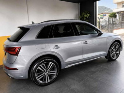 Audi Q5 40 TDI 204 CV quattro S tronic S line plus (2)