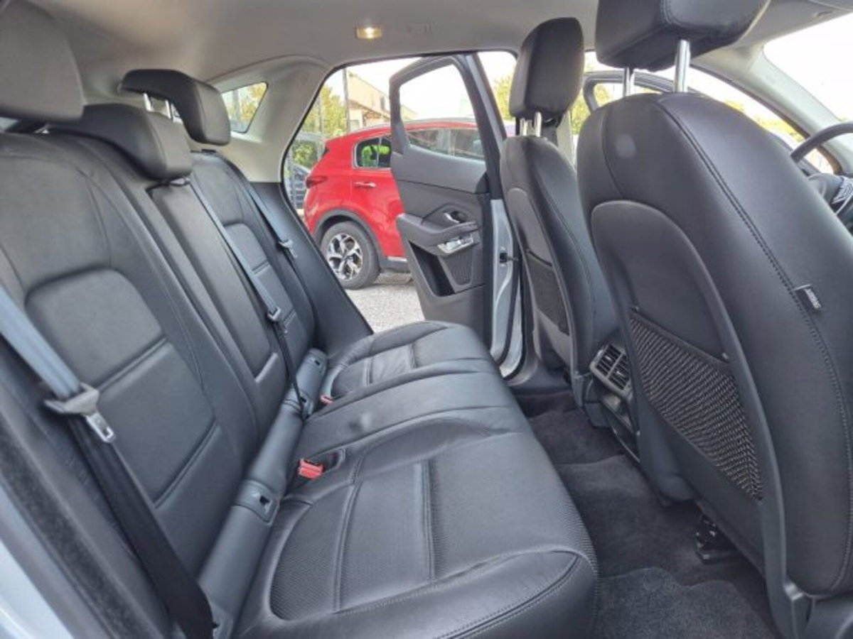 Jaguar E-Pace 2.0D 150 CV AWD aut. R-Dynamic S (11)