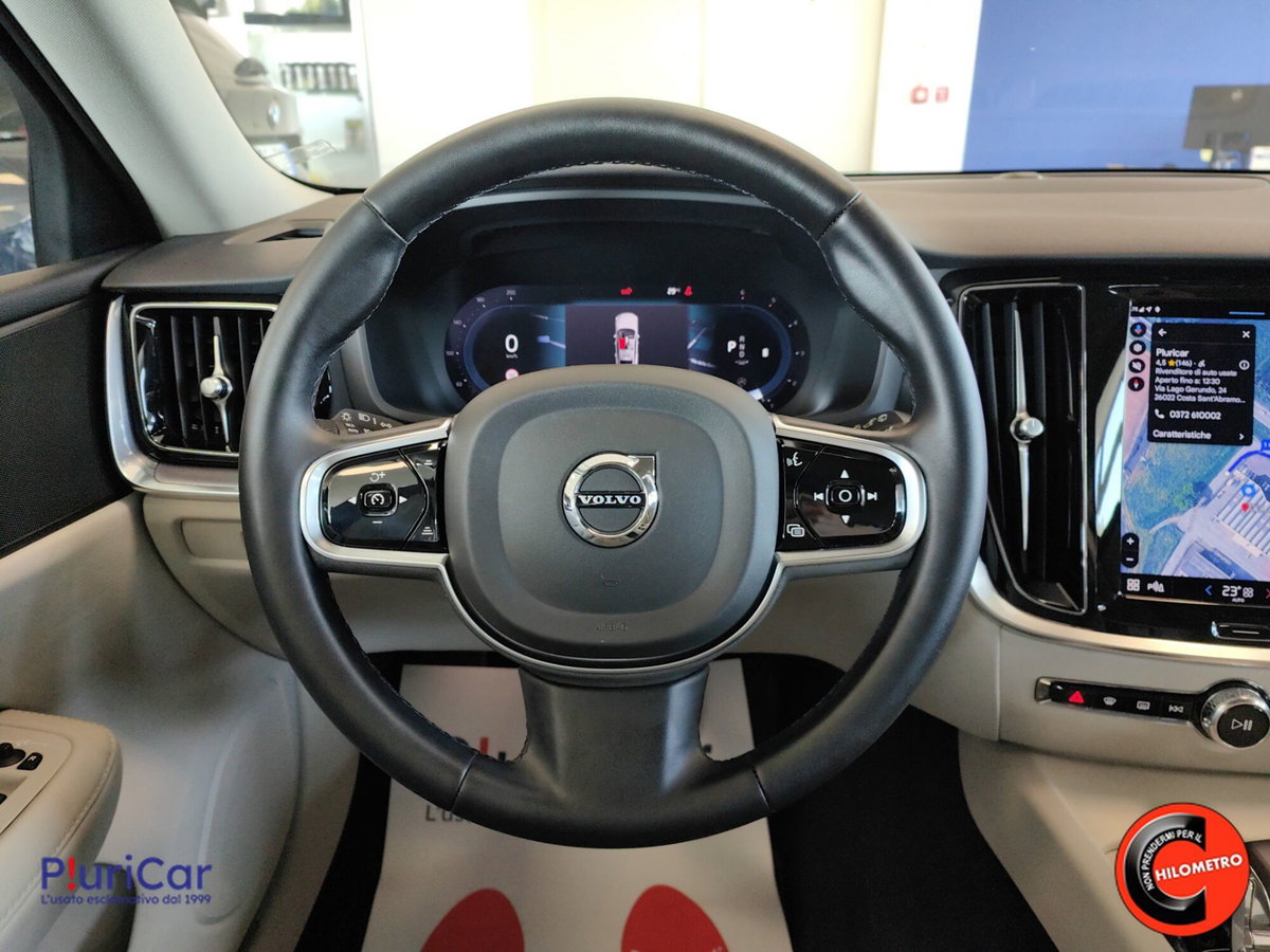 Volvo V60 Cross Country 2.0 b4 Ultimate awd auto (16)
