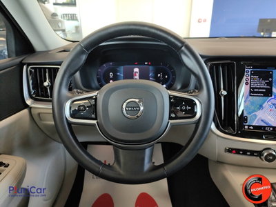 Volvo V60 Cross Country 2.0 b4 Ultimate awd auto (16)