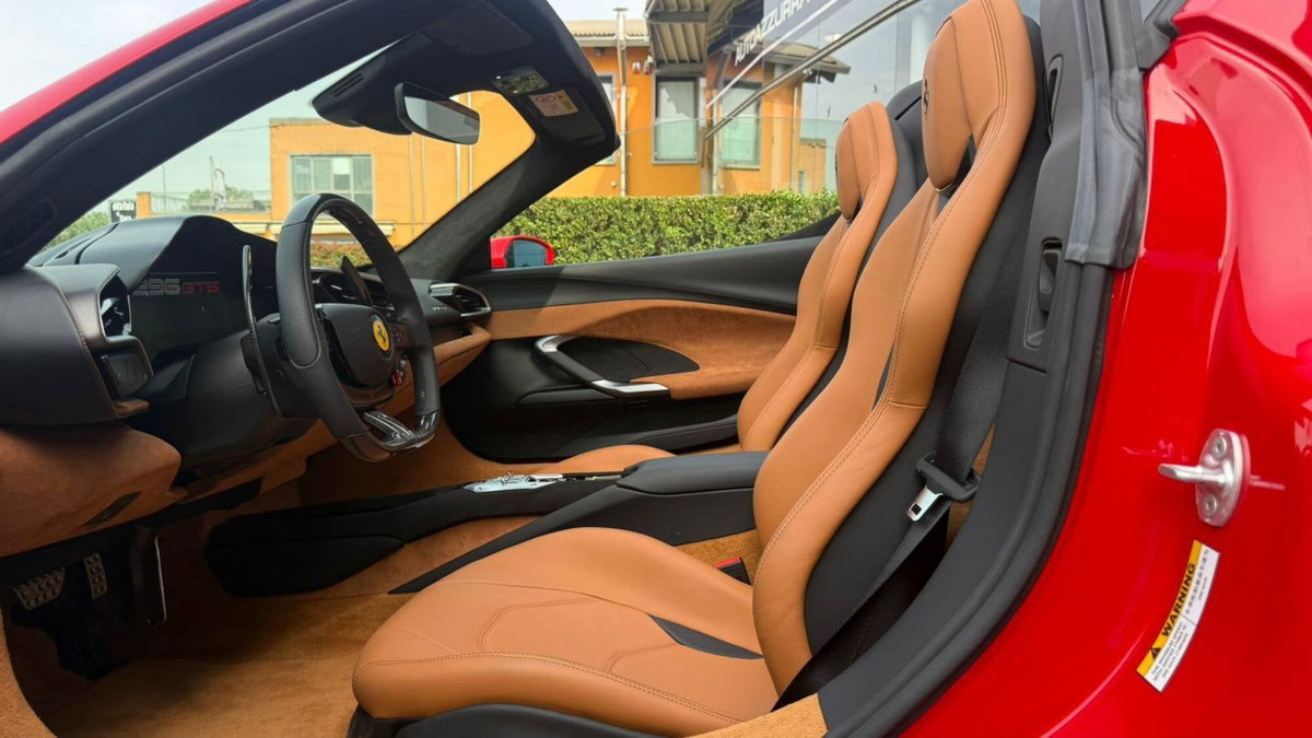 Ferrari 296 Spider 3.0 GTS (8)