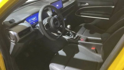 Jeep Avenger 1.2 turbo Summit fwd 100cv (5)