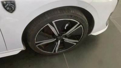 Peugeot 308 SW 1.2 hybrid GT Exclusive 145cv e-dcs 6 (5)
