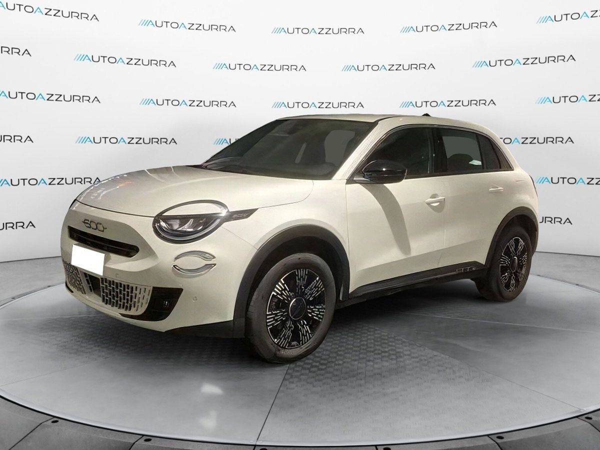 Fiat 600 1.2 hybrid 145cv auto