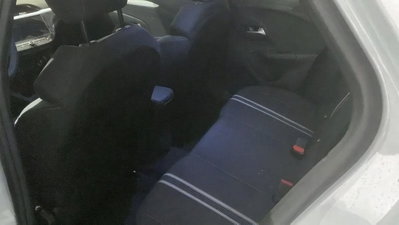 Opel Corsa 1.2 100 CV GS Line (10)