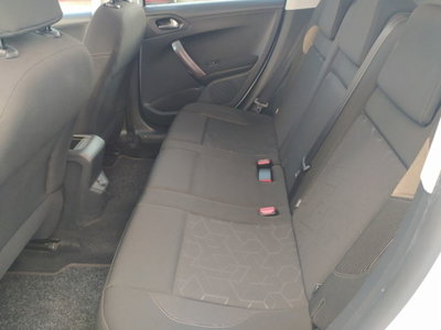 Peugeot 2008 100 Active (16)