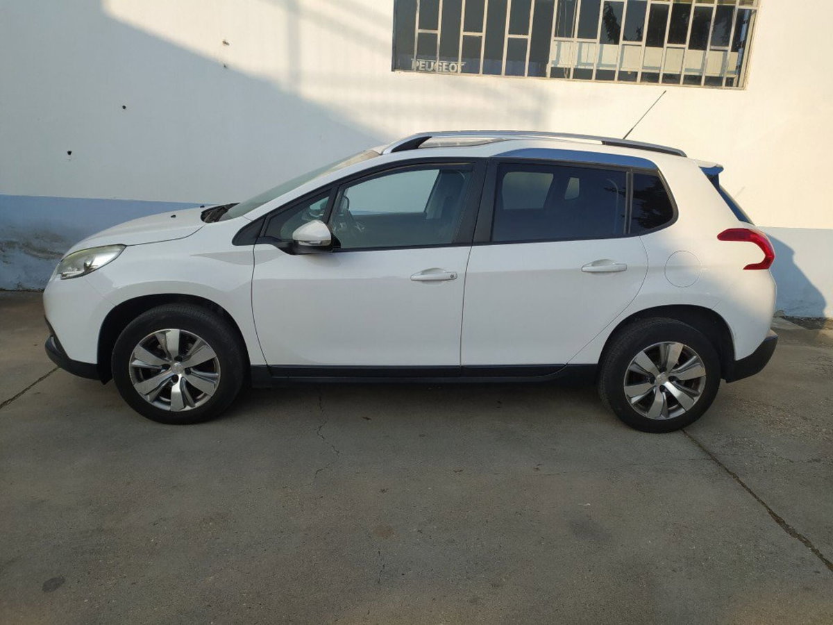 Peugeot 2008 100 Active (9)