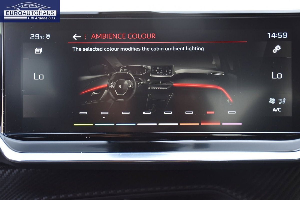 Peugeot 2008 BlueHDi 130 S&S EAT8 GT Line (14)