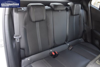 Peugeot 2008 BlueHDi 130 S&S EAT8 GT Line (20)