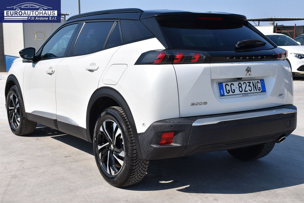 Peugeot 2008 BlueHDi 130 S&S EAT8 GT Line (6)