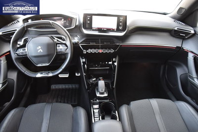 Peugeot 2008 BlueHDi 130 S&S EAT8 GT Line (7)