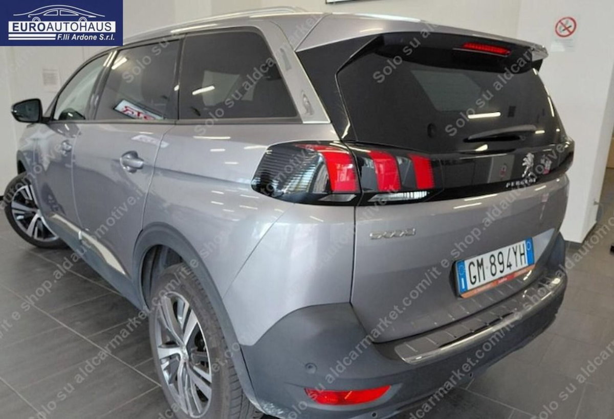 Peugeot 5008 1.5 bluehdi Allure Pack s&s 130cv eat8 (2)