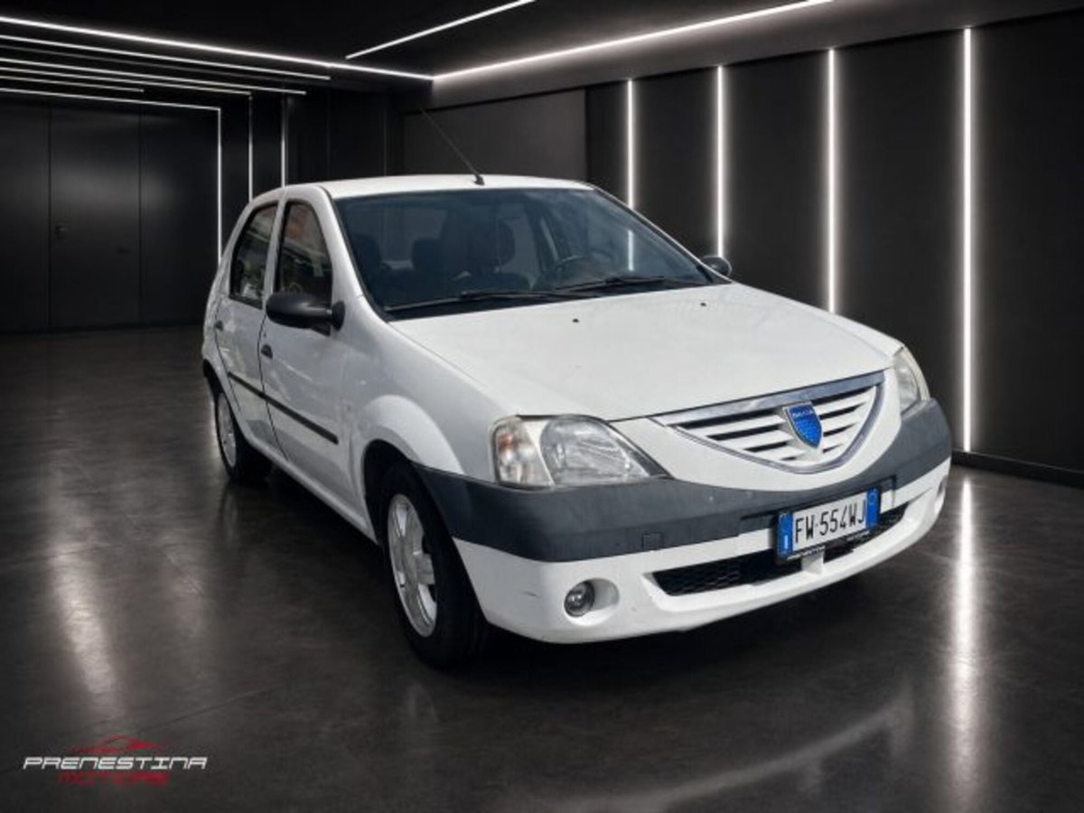 Dacia Logan 1.6 Lauréate (2)