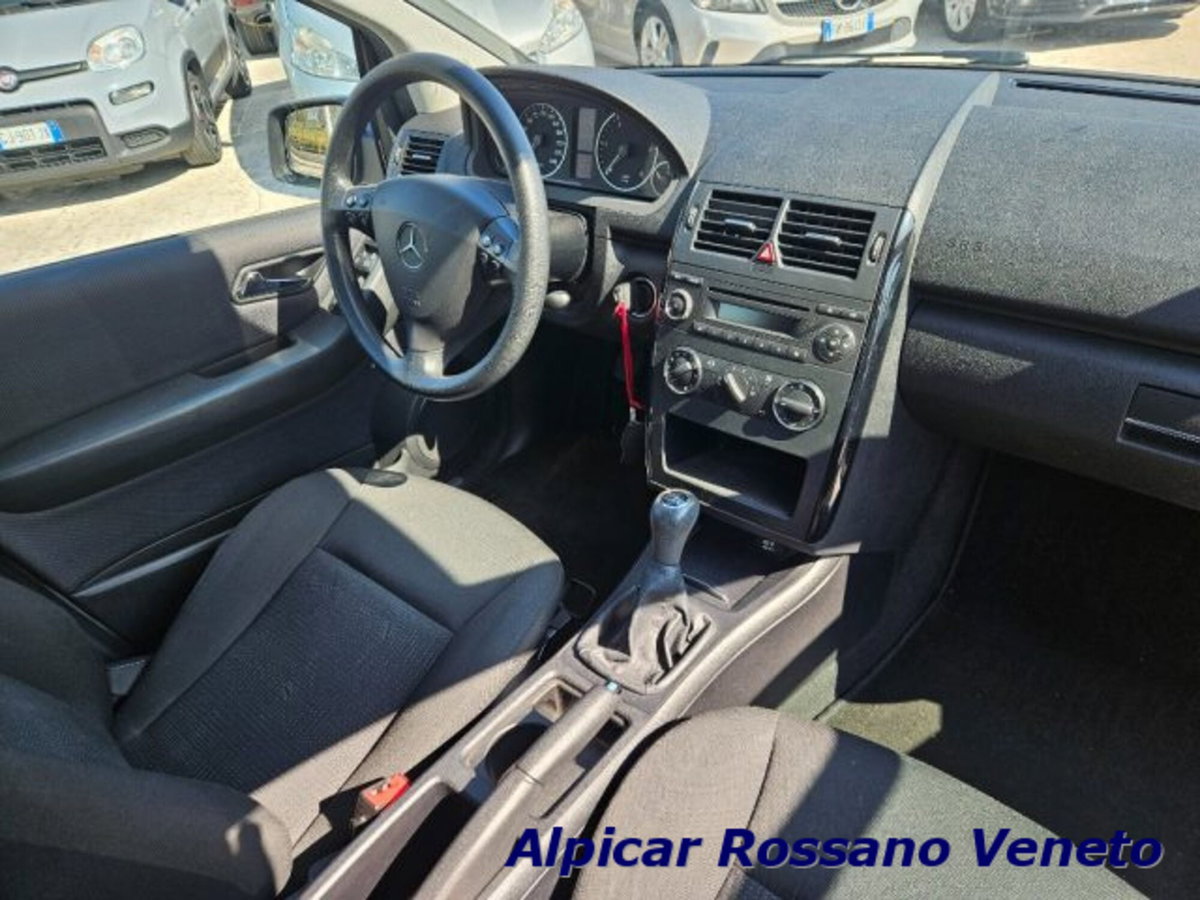 Mercedes-Benz Classe A 180 CDI Elegance (14)