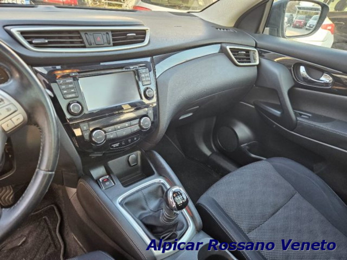 Nissan Qashqai 1.5 dCi Tekna (3)