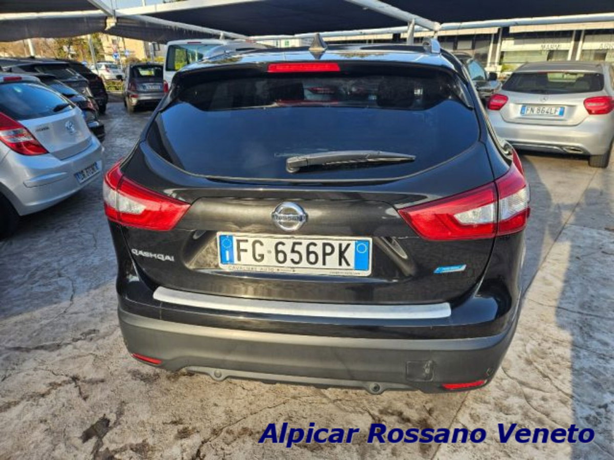 Nissan Qashqai 1.5 dCi Tekna (7)