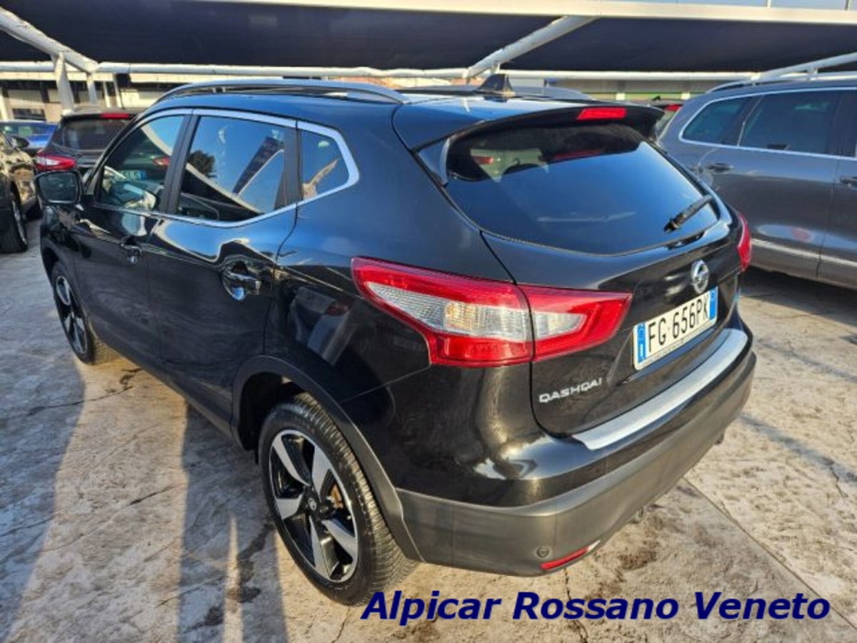Nissan Qashqai 1.5 dCi Tekna (8)