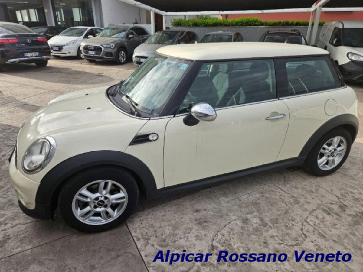 MINI Mini 1.6 16V One D (2)