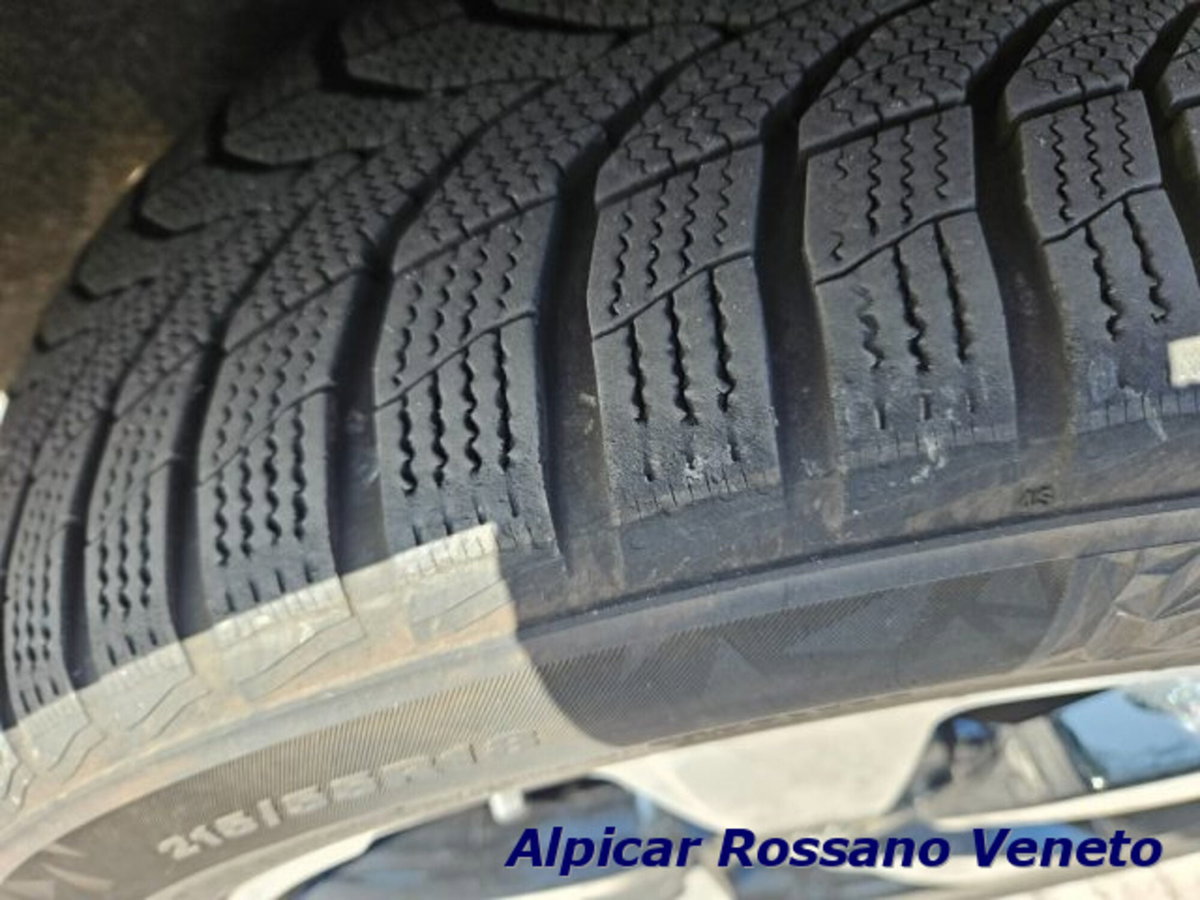 Nissan Qashqai 1.6 dCi 4WD Tekna (13)