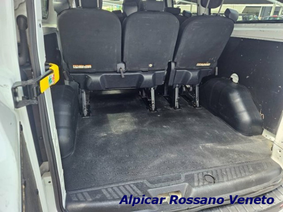 Ford Transit Custom Furgone 320 2.0 TDCi 130 PL Combi Trend (19)