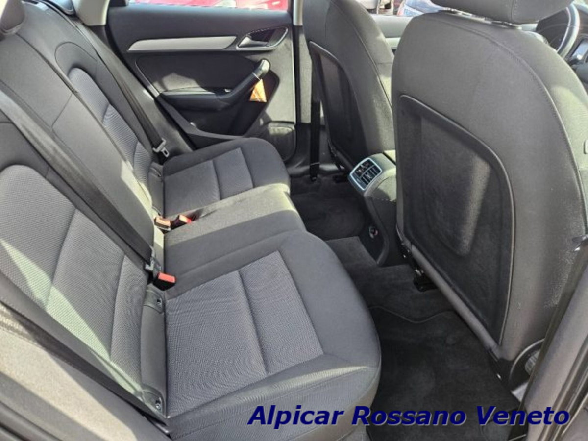 Audi Q3 2.0 TDI 150 CV quattro Business (14)