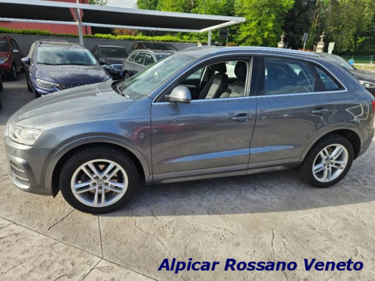 Audi Q3 2.0 TDI 150 CV quattro Business (19)