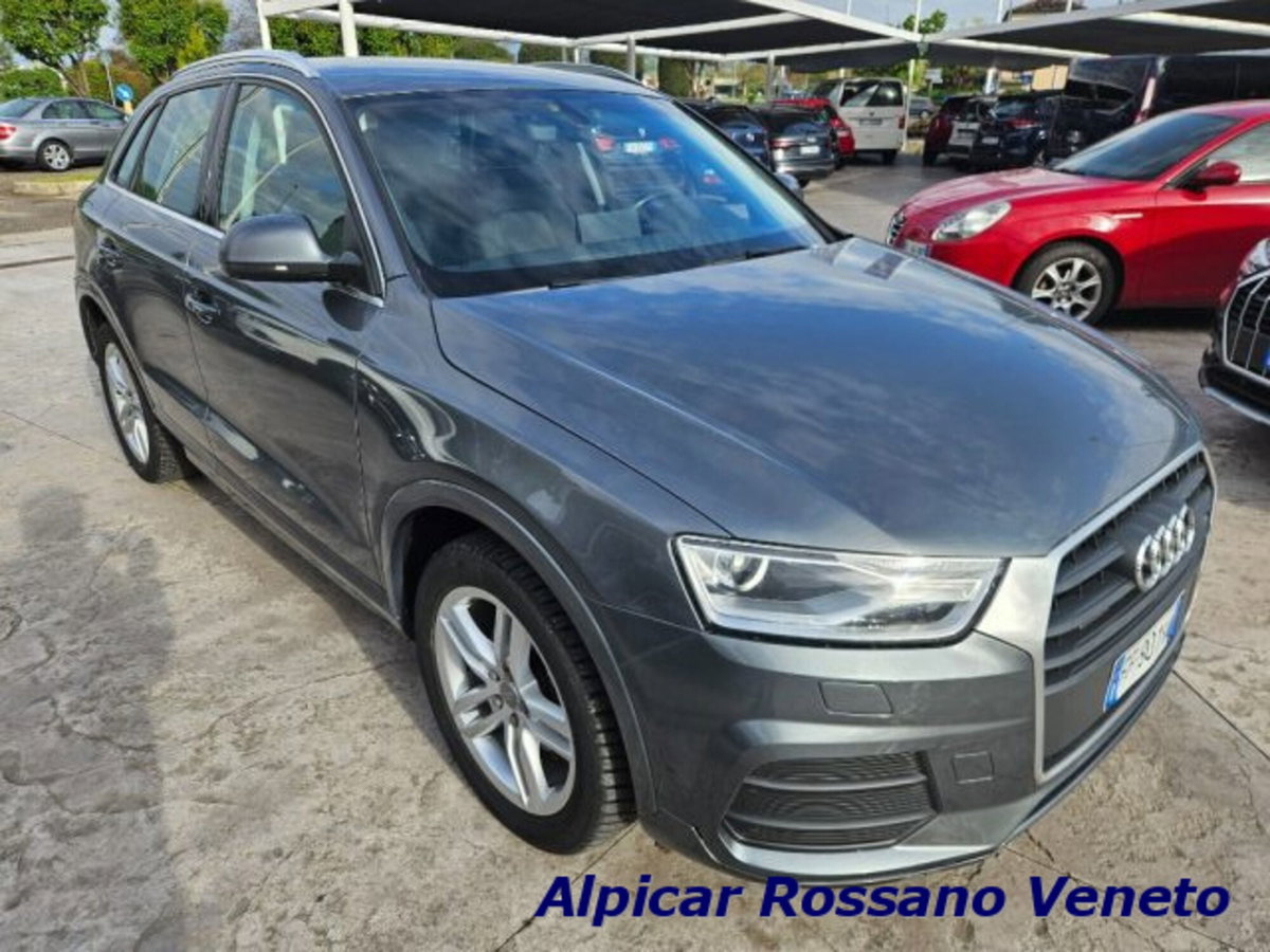 Audi Q3 2.0 TDI 150 CV quattro Business (2)