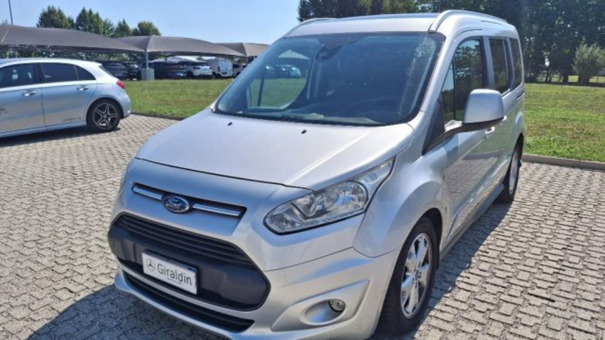 Ford Tourneo Connect 1.5 TDCi 120 CV Powershift Titanium