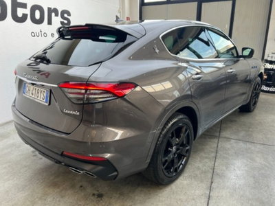 Maserati Levante Levante MHEV 330 CV AWD GT (7)