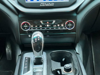 Maserati Ghibli Ghibli V6 (11)