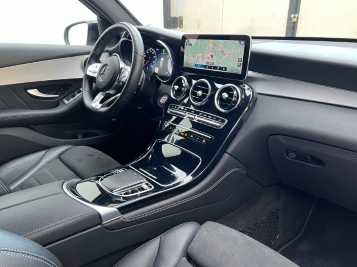 Mercedes-Benz GLC Coupé 200 4Matic EQ-Boost Coupé Premium (6)