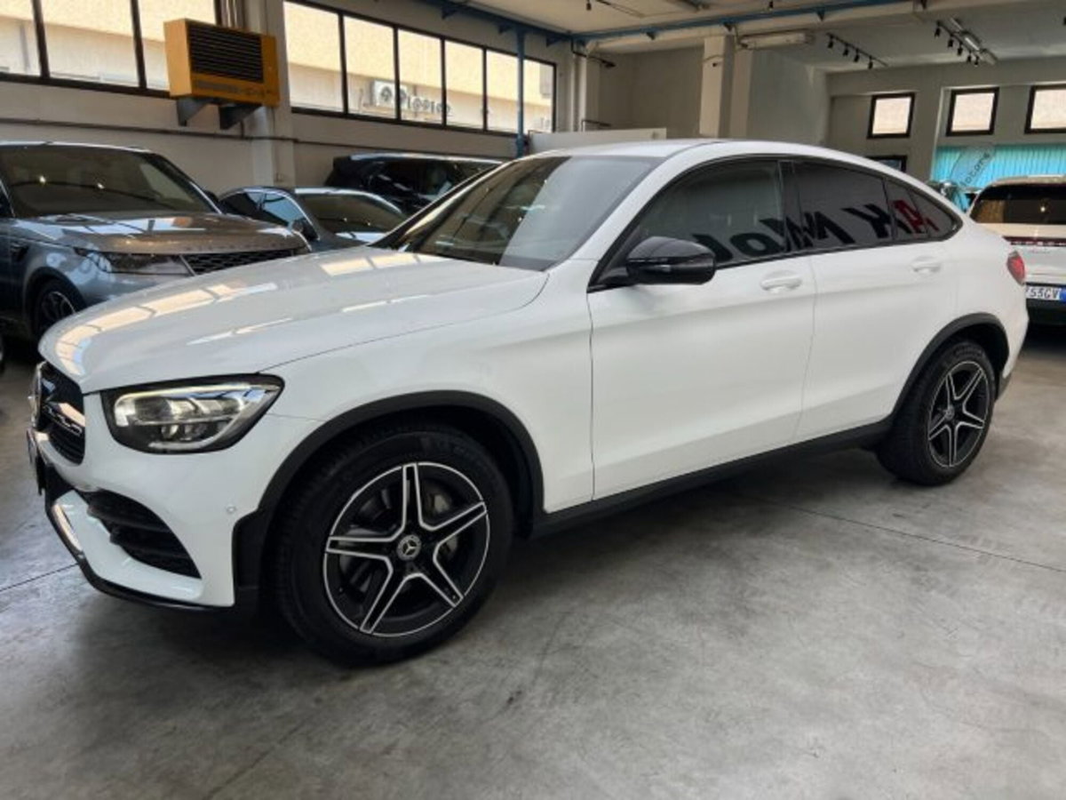 Mercedes-Benz GLC Coupé 200 4Matic EQ-Boost Coupé Premium (9)