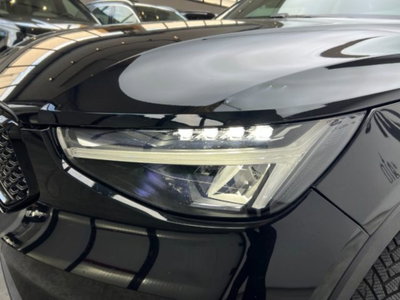 Volvo XC40 B3 automatico Plus Dark (13)
