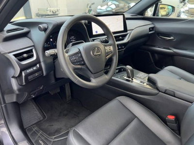 Lexus UX 300e 72,8kWh Luxury (5)