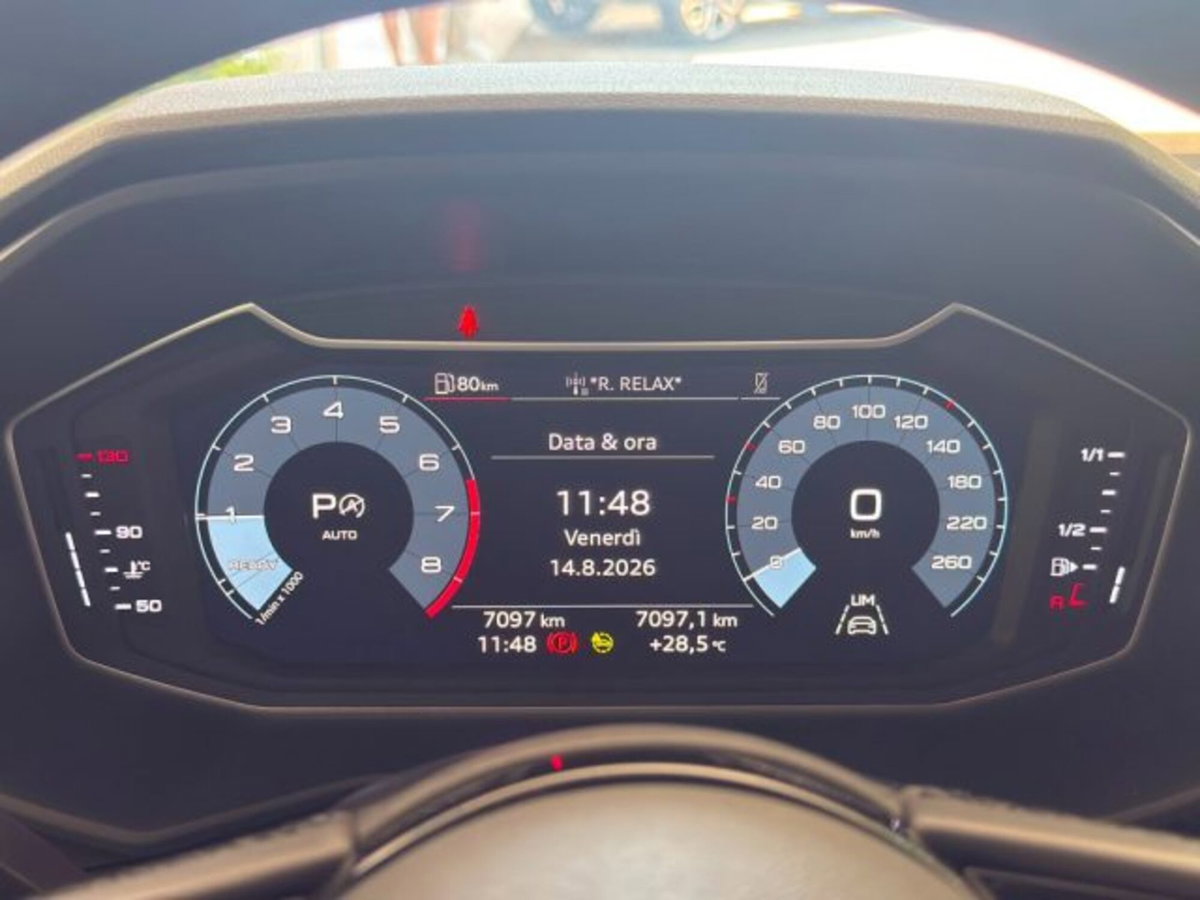 Audi A1 citycarver 30 TFSI Identity Contrast (11)