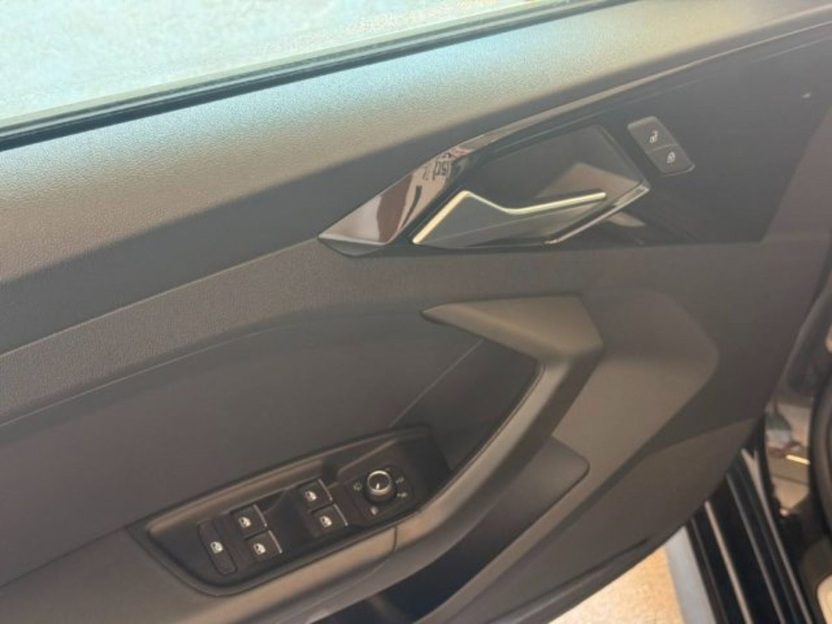 Audi A1 citycarver 30 TFSI Identity Contrast (17)