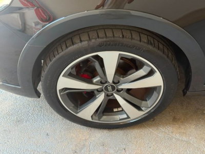 Audi A1 citycarver 30 TFSI Identity Contrast (20)